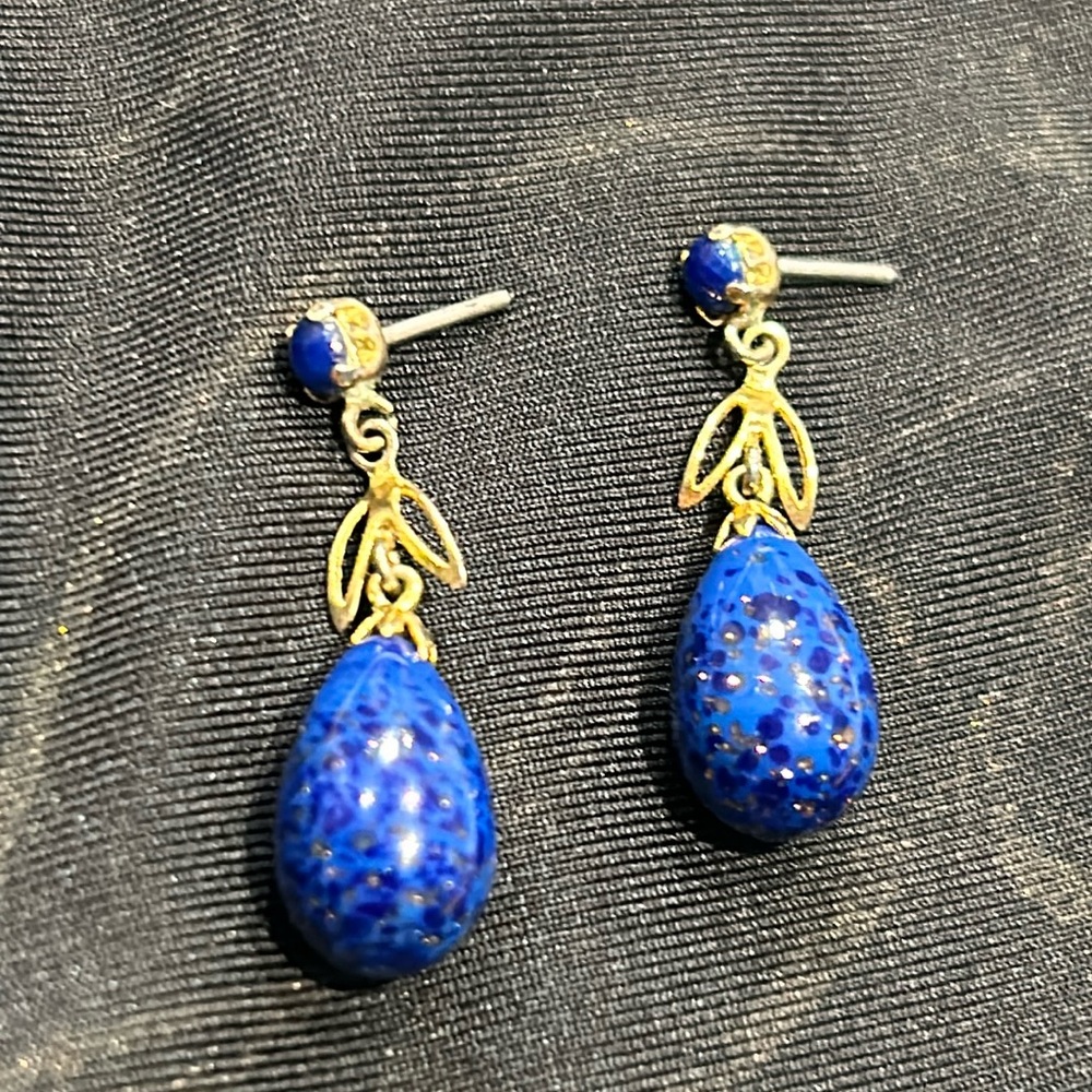 Handmade Lapis Lazuli Hold Toned Earrings